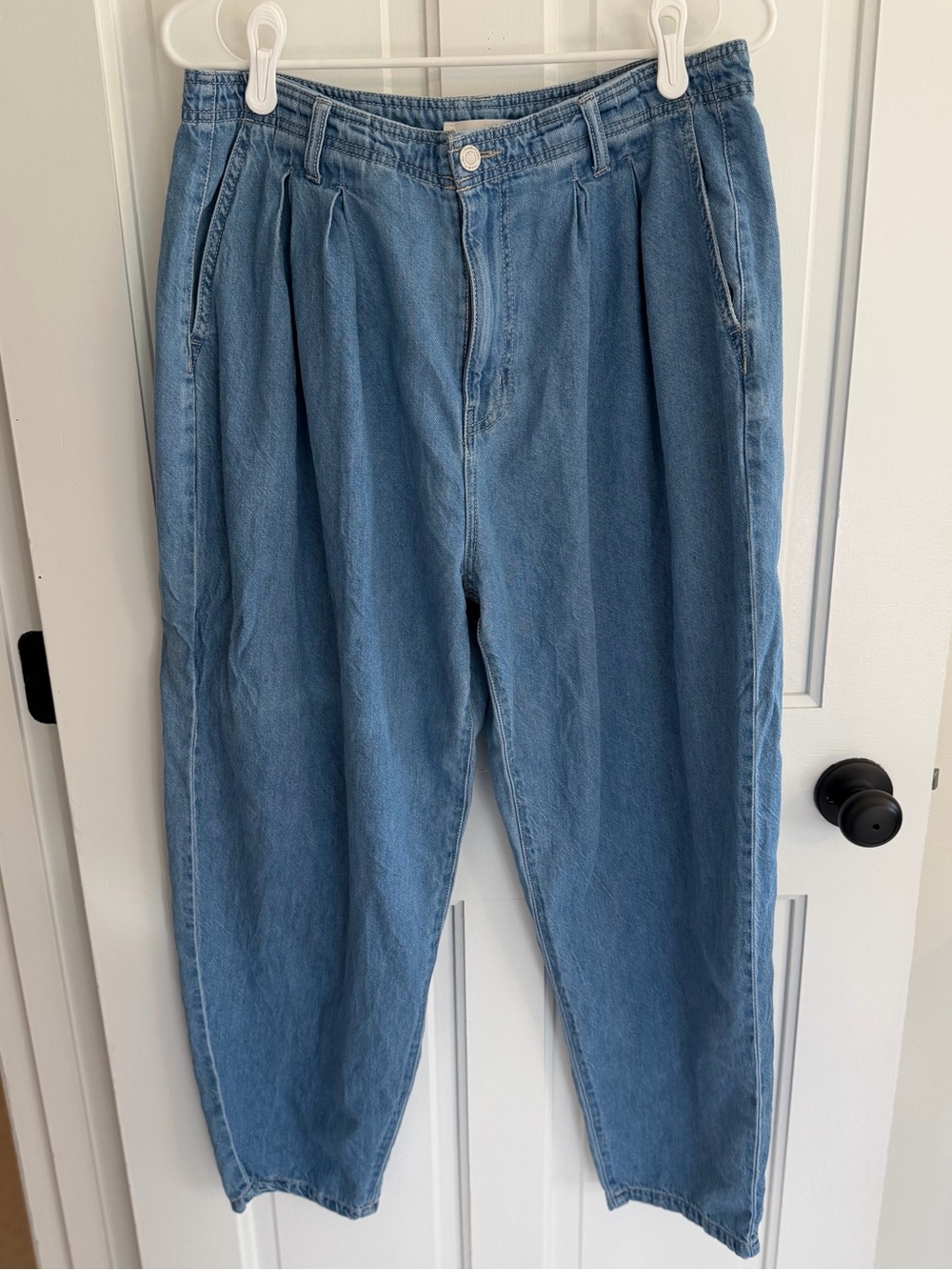 Habitual Pleated Denim Trouser Jeans Size 10/30 Light Wash Tapered